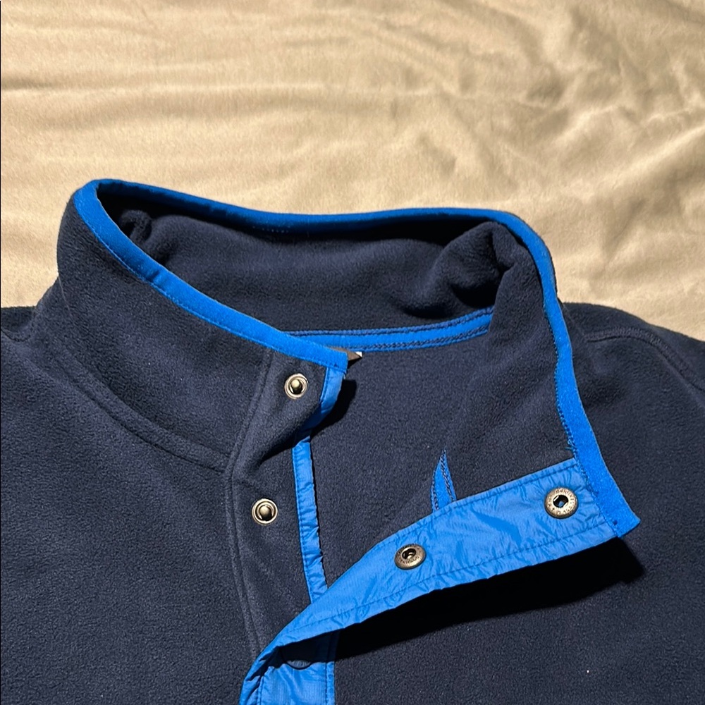 Eddie Bauer Two-Tone Fleece Pullover - Picture 5 of 7